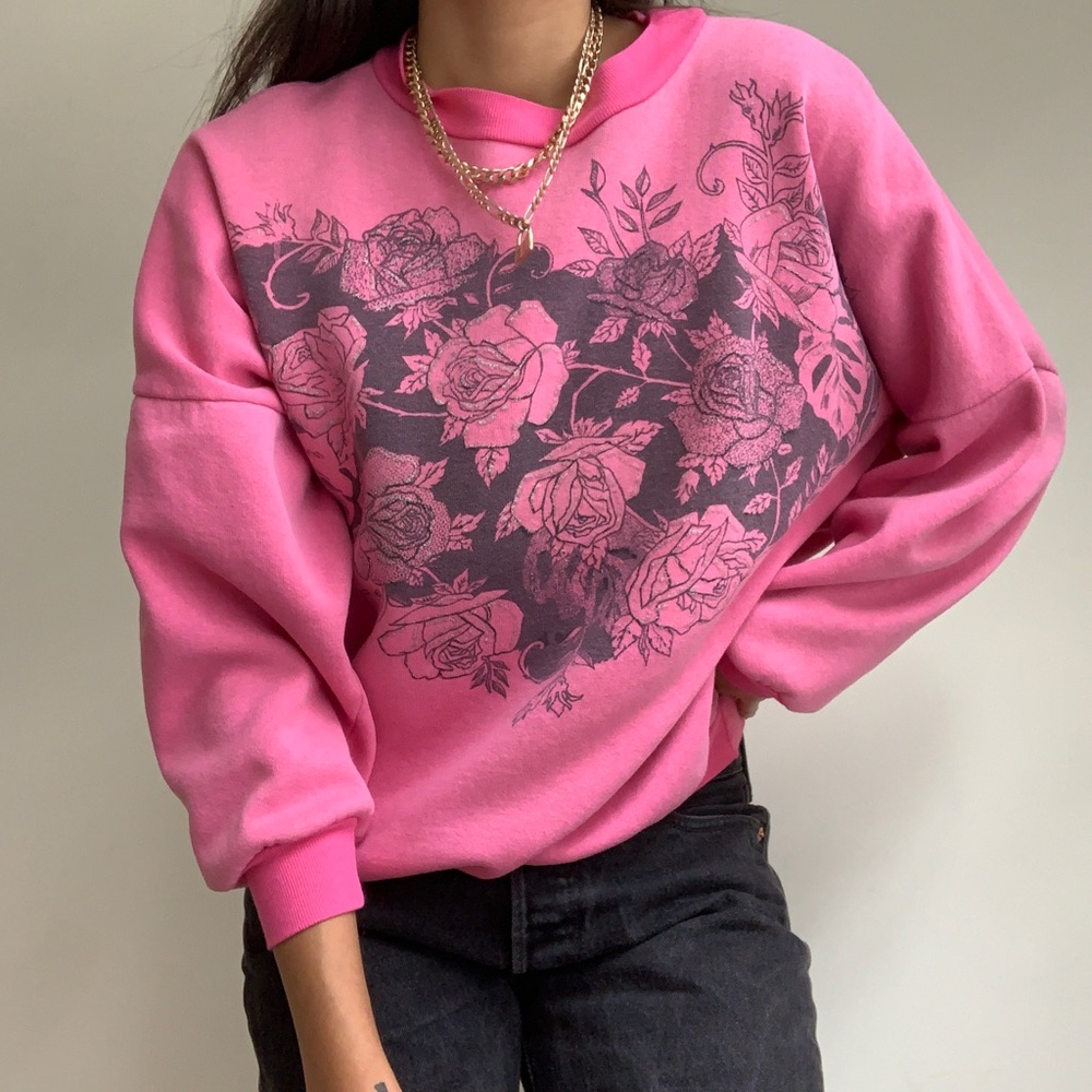 Vintage roses Crewneck